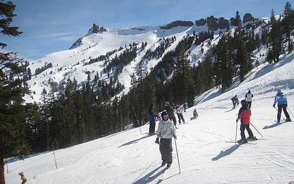 best ski resorts lake tahoe
