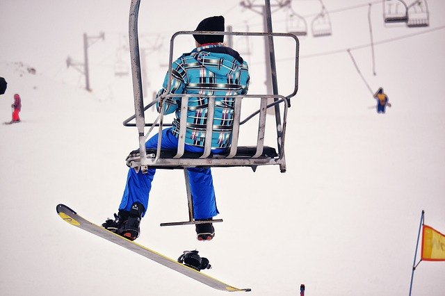 stiff snowboard